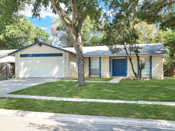 6123 Pecan Trail St