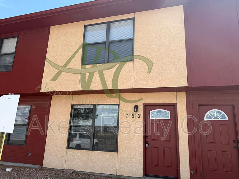 182 E Spaulding Ave — Photo 11