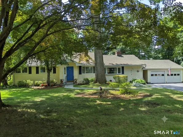 27 Archer Lane, Stamford, CT 06905