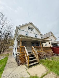 998 East Ave, Akron, OH, 44307