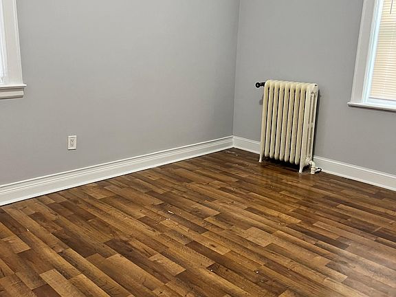 5th image of 4336 Barnes Ave #1