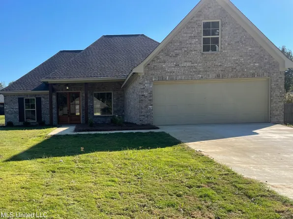 114 Cedar Creek Dr, Flora, MS 39071