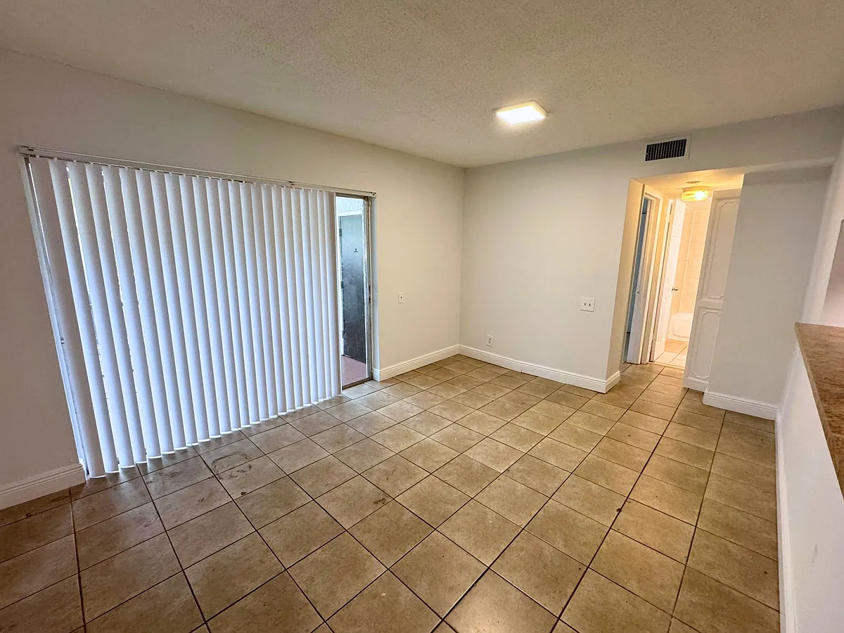 Building Photo - 4531 Treehouse Ln