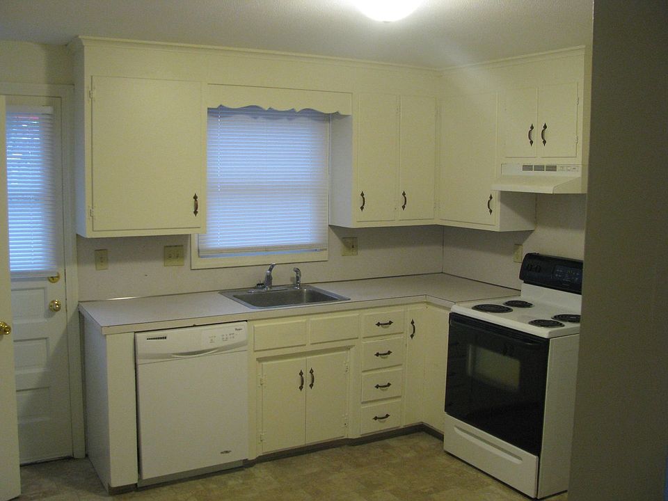 1st image of 99-105 Lawrence St #105-D