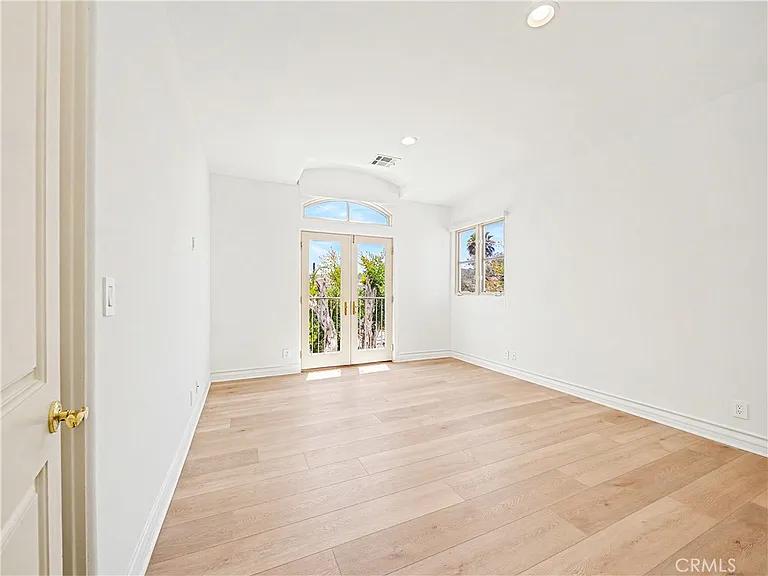 3907 Peartree Pl — Photo 29