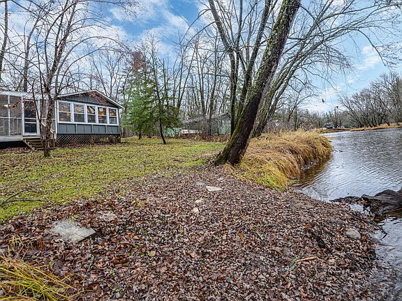 2nd image of 28154 Wilderness Retreat