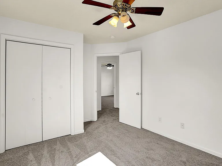 5611 W Tensleep Rd — Photo 16