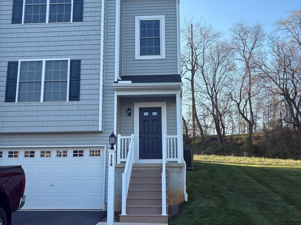 114 Meadowbrook Ln #9