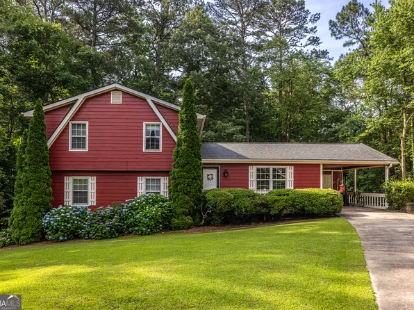 1102 Waverly Dr, Lawrenceville, GA 30046