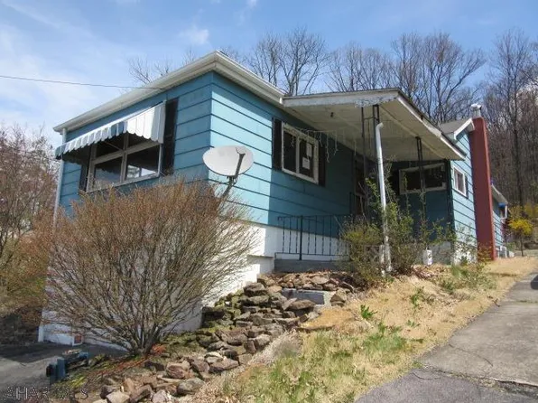 807 Frankstown Rd, Altoona, PA 16601