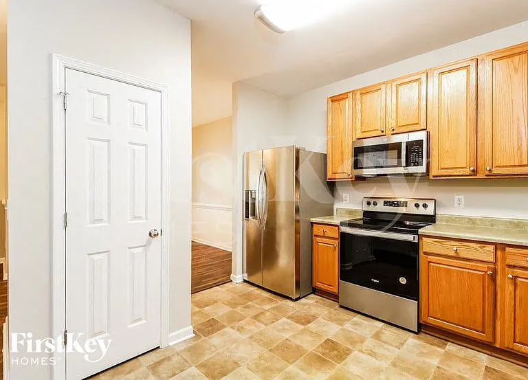 1103 Birkdale Dr — Photo 5