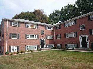 777 Lagrange St APT 3, Boston, MA 02132
