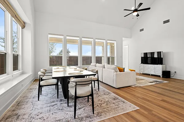 1825 Rough Ridge Trl — Photo 11