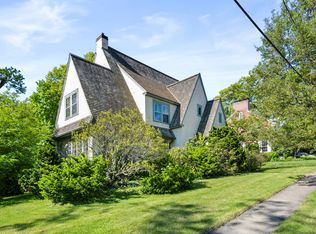 11 Mansfield Ter, Middletown, CT 06457