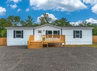 212 W Juniper Ave, Defuniak Springs, FL 32433