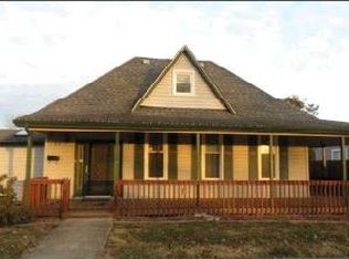 589 9th St NE, Linton, IN