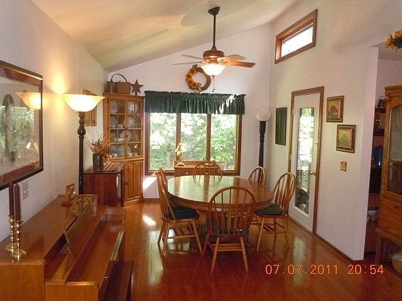 2nd image of 1169 Portland Dr