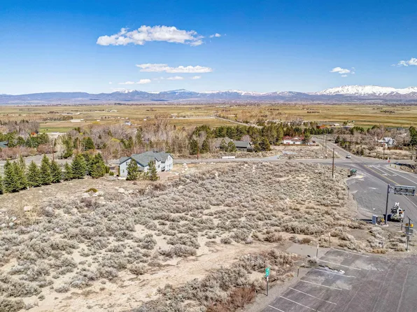 1257 Kingsbury Grade, Gardnerville, NV 89460