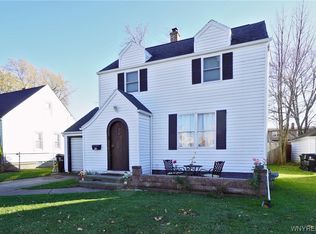 94 Colonial Ave, Buffalo, NY 14217