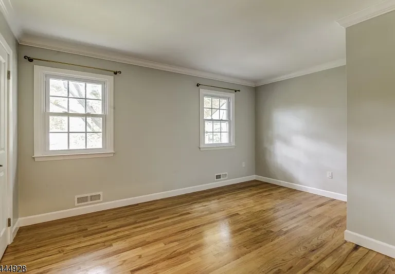 62 Candlewood Dr — Photo 12
