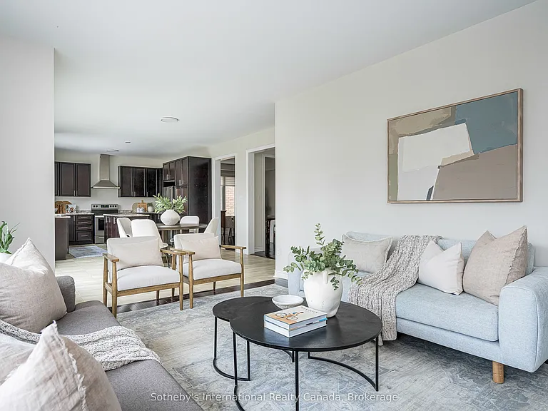 45 McLean Ave — Photo 14