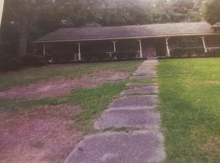 24 Bond Rd, Ellisville, MS 39437