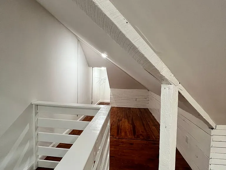 31 N Poplar St — Photo 19