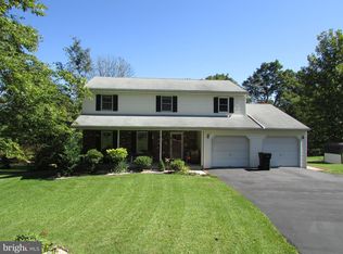 21 Shady Creek Ln, Mertztown, PA 19539