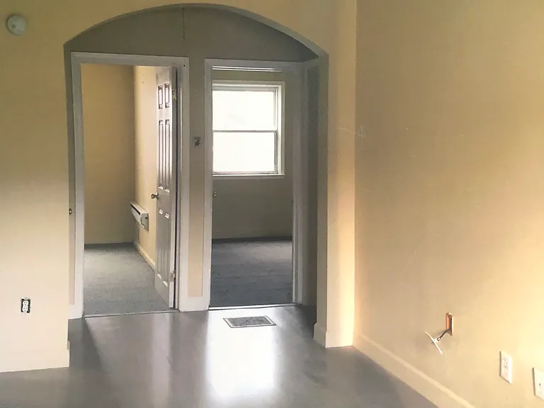 412 Hornel St #1 — Photo 4