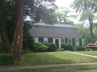 12 Redgate Rd, West Roxbury, MA 02132