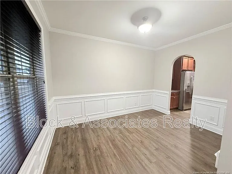 471 Century Dr — Photo 3