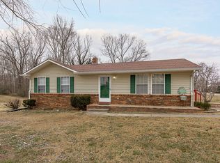 1751 Mooreland Dr, Clarksville, TN 37040