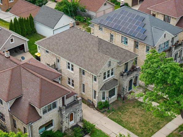 2613 N 62nd STREET, Wauwatosa, WI 53213