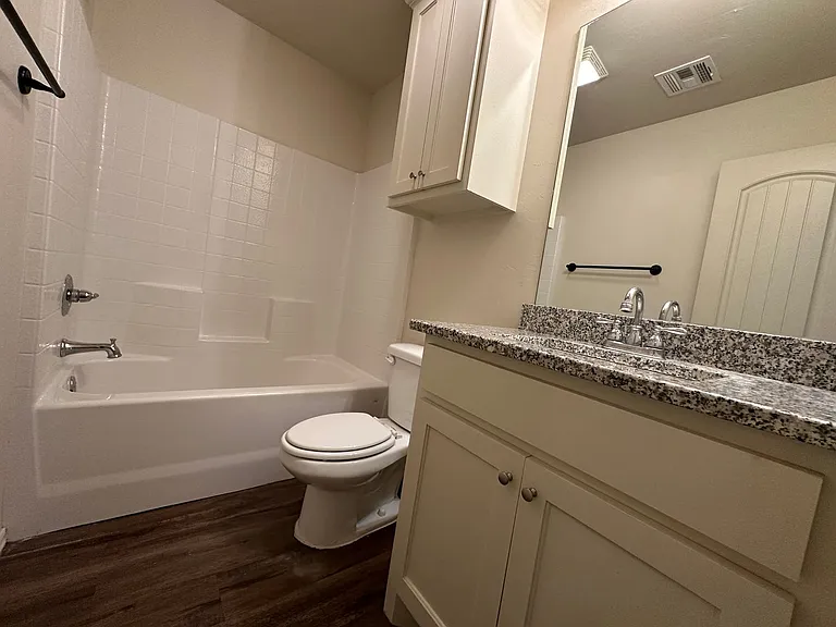 412 Chalk Hill Ct — Photo 25