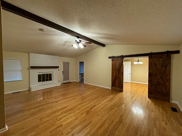 130 Water Oak Ct — Photo 7