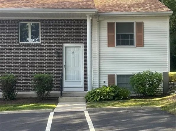 8 Scenery Ln #8, Johnston, RI 02919