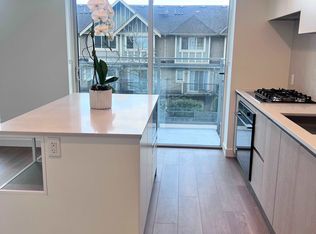 5685 Halley Ave #204, Burnaby, BC V5G3C7