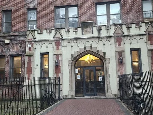 446 Kingston Ave APT E9, Brooklyn, NY 11225