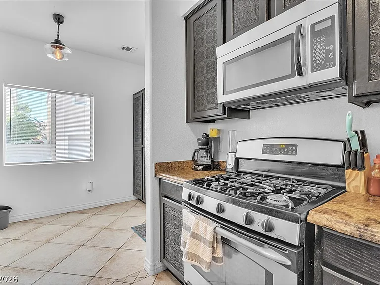 1409 Sycamore Spring Ct — Photo 13