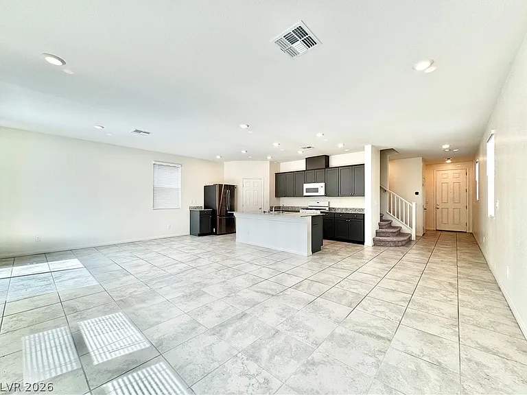 4258 Tarim St — Photo 22