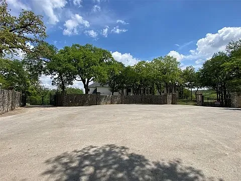 2117 Greta Lane- Downstairs Guest House — Photo 4