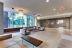 Vu Condos — Photo 3