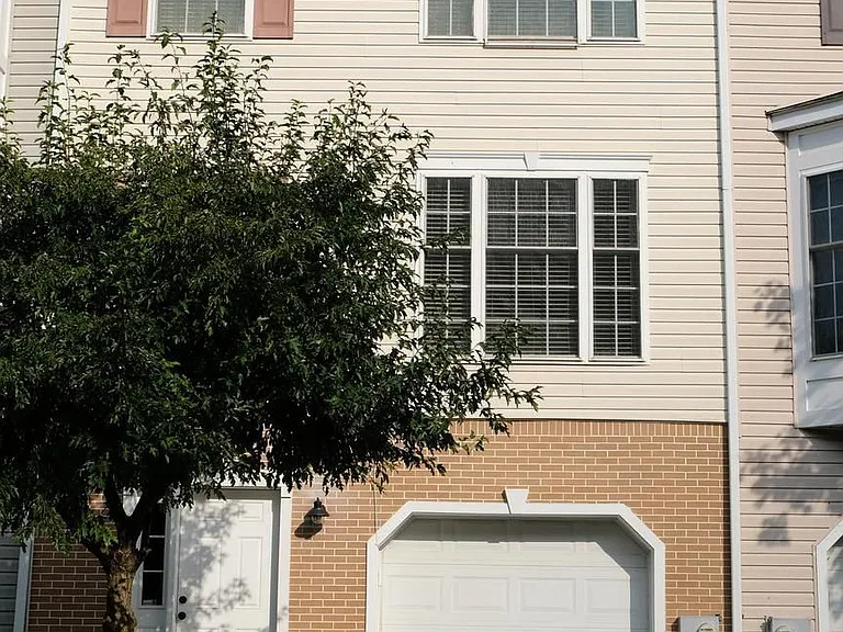 100 Parker Ave #12 — Photo 1