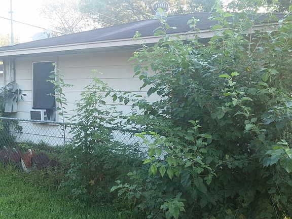 4th image of 5903 Glen Lee Dr
