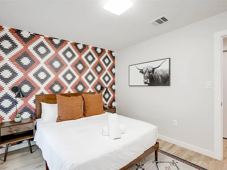 2516 Friar Tuck Ln — Photo 25