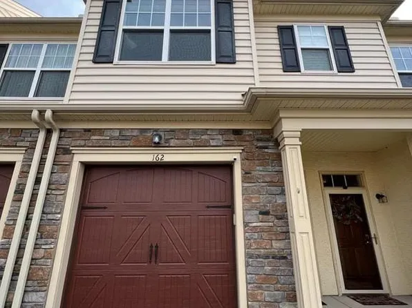 162 Serenity Ct #E, Norristown, PA 19401