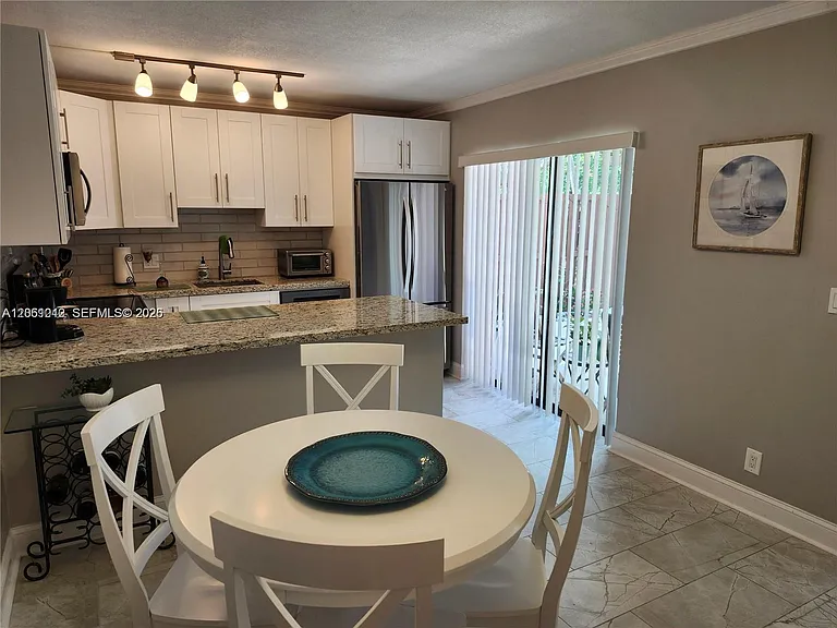 1460 Augusta Cir #134 — Photo 5