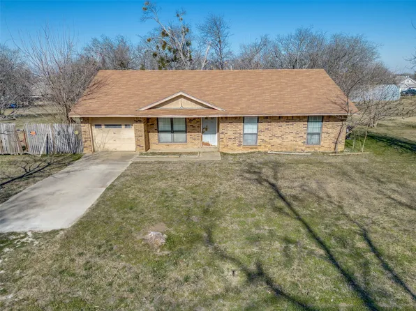 500 Eddleman St, Pilot Pt, TX 76258