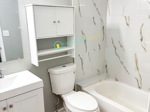 5th image of 2502 Chestnut Woods Dr #2502
