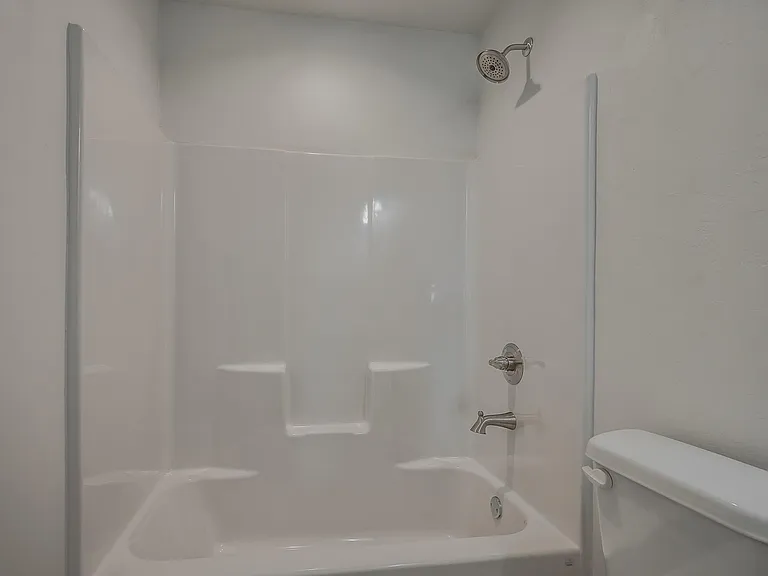 816 W Nevada Ave — Photo 23